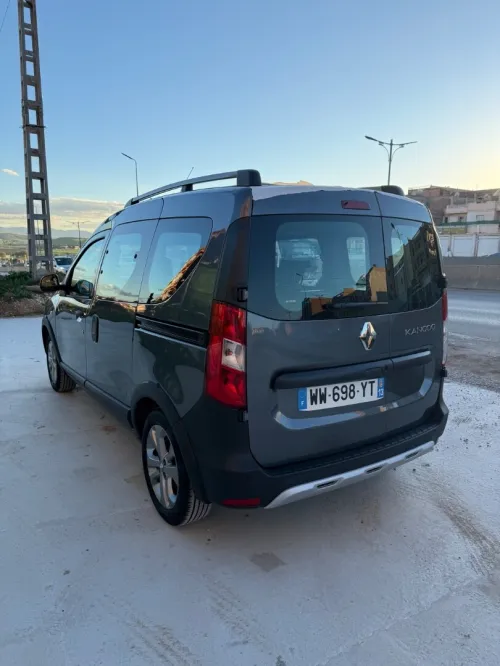 Renault Kangoo 2025 Stepway Français