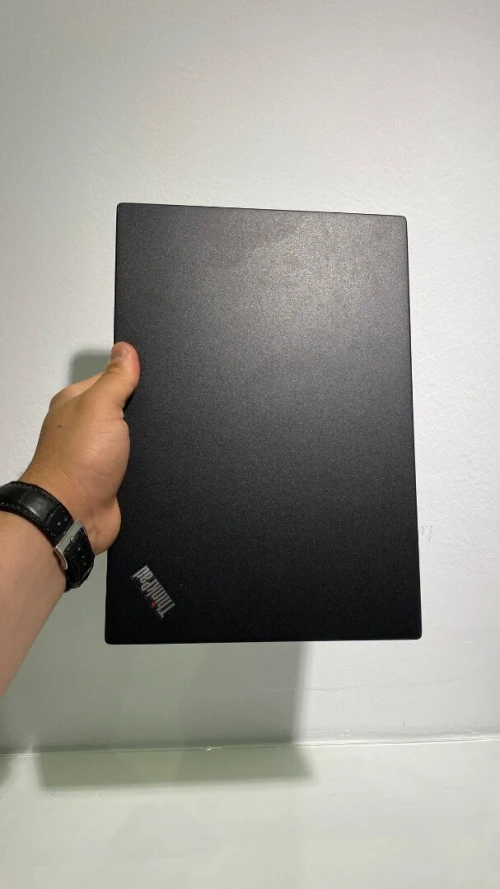 Lenovo X390 i5-8TH 8RAM 256SSD 13pouces