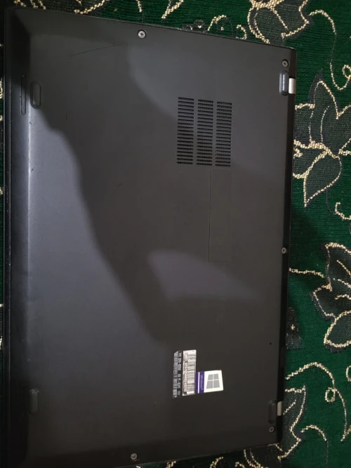 Lenevo thinkpad X1 carbon