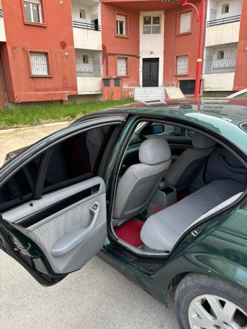 BMW Série 3 2000 Modern