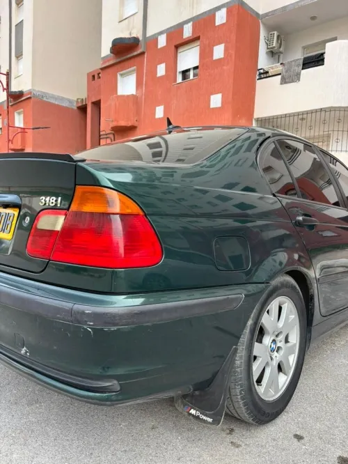 BMW Série 3 2000 Modern