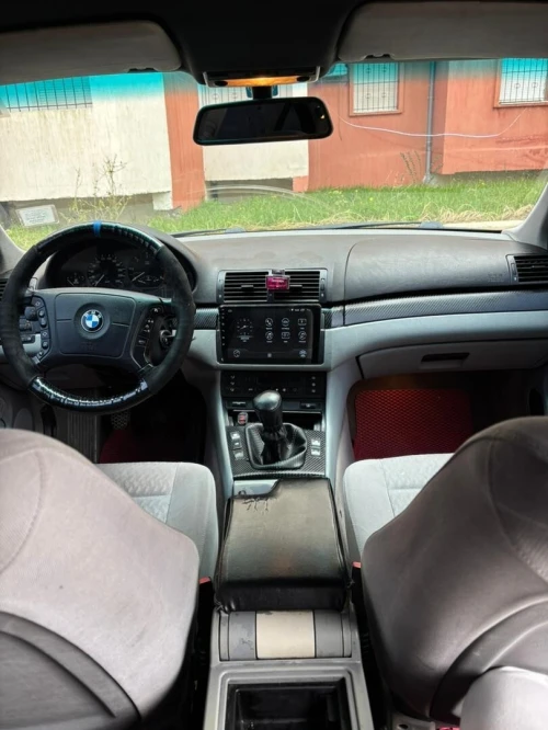BMW Série 3 2000 Modern