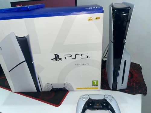Ps5 slim avec Cd FC25