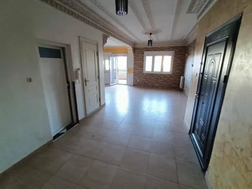 Location Appartement Niveau de villa F4 Oran Oran