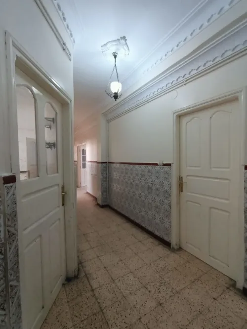 Location Appartement Niveau de villa F6 Oran Oran