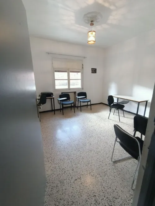 Location Appartement Niveau de villa F5 Oran Oran