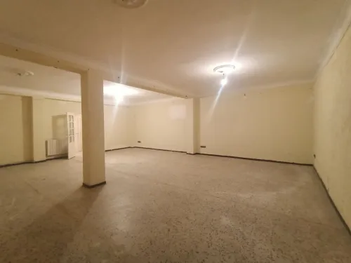 Location Appartement Niveau de villa F8 Oran Oran