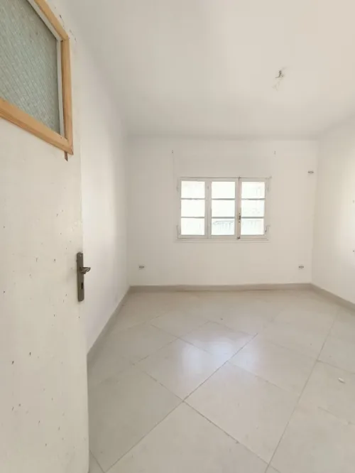 Location Appartement Niveau de villa F4 Oran Oran