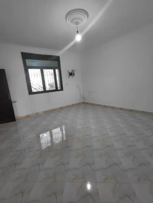 Location Appartement Niveau de villa F2 Oran Es senia