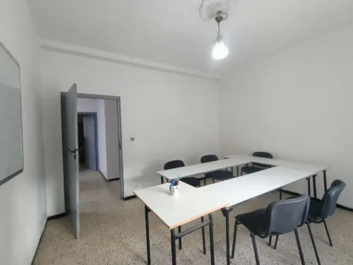 Location Appartement Niveau de villa F5 Oran Oran