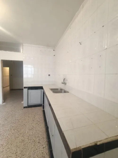 Location Appartement Niveau de villa F8 Oran Oran