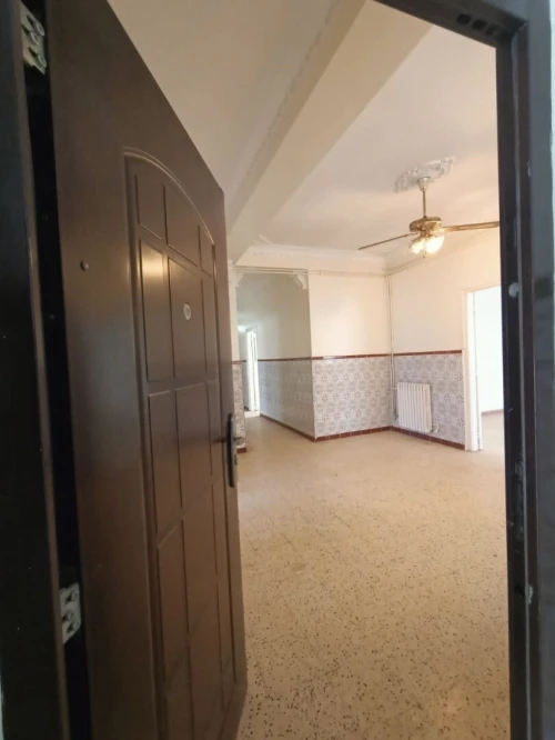 Location Appartement Niveau de villa F6 Oran Oran