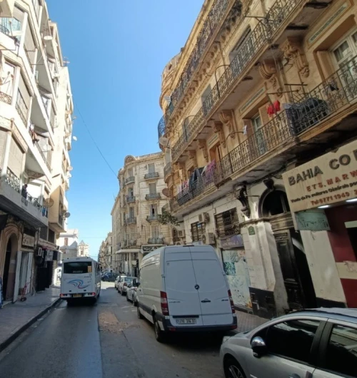 Location Local Oran Oran