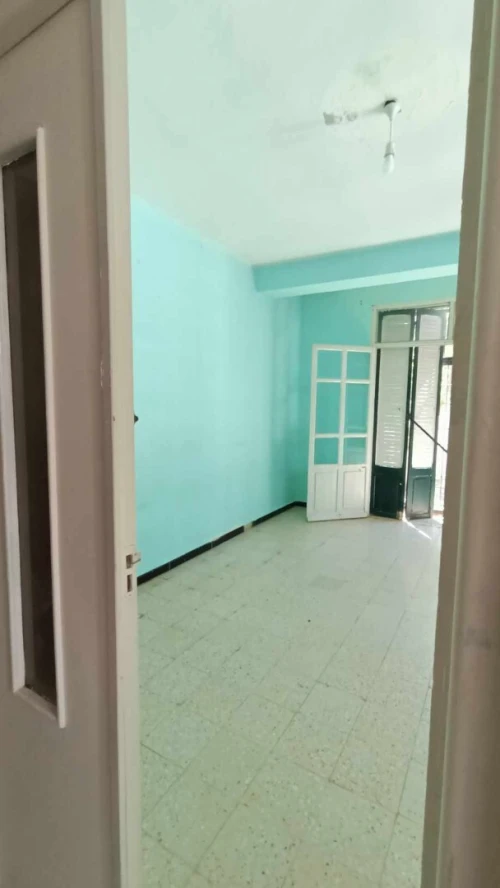 Location Appartement Niveau de villa F4 Oran Oran
