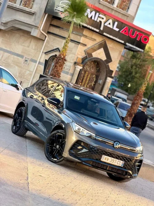 Volkswagen Tiguan 2025 R lien