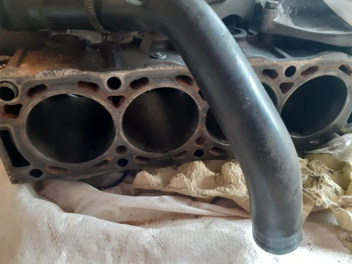 Moteur bâtiment 406