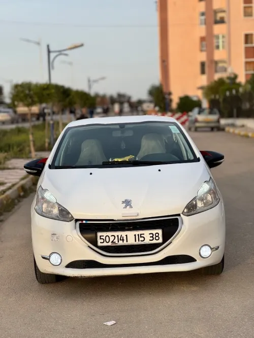 Peugeot 208 2015 208