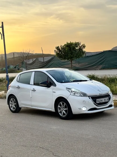 Peugeot 208 2015 208