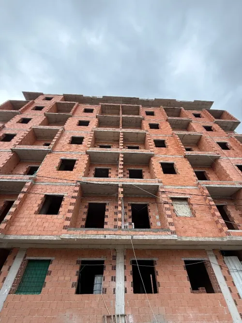 Finition les appartements /villa