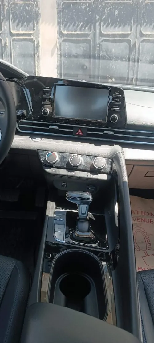 Hyundai Elantra 2025 Luxury