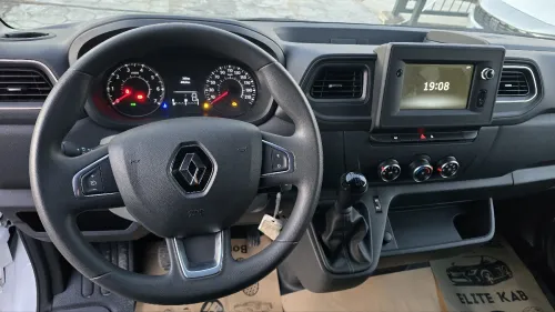 Renault Master 2025