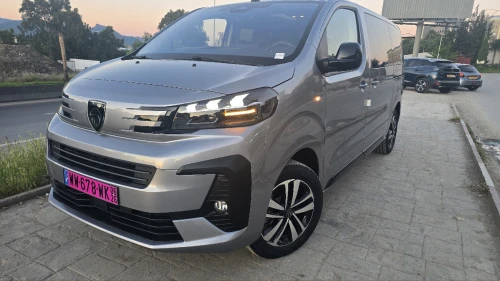 Peugeot Traveller 2026 Business Pack