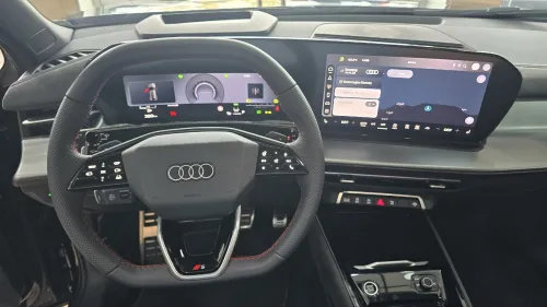 Audi Q3 2026 S Line