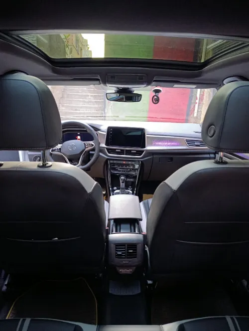 Volkswagen T-Roc 2025 R-Line 