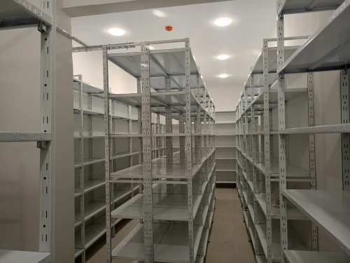 Etagere metallique sur mesure 
