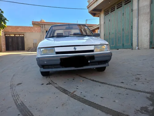 Renault 9 1985 9