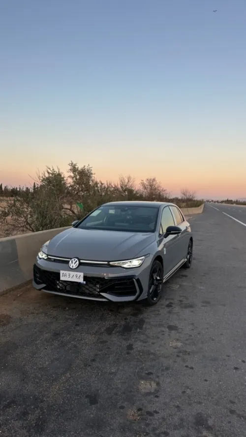 Volkswagen Golf 8 2025 R-Line