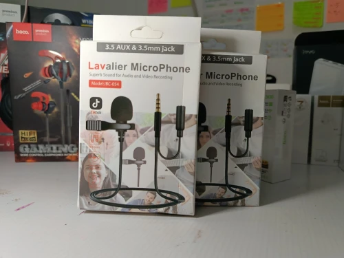 Microphone original aux