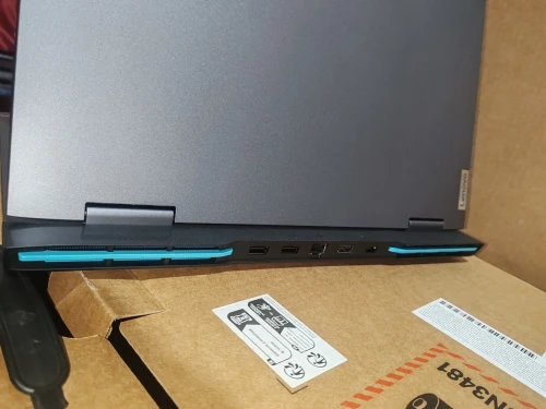 Lenovo loq 15aph8 .. 15.6p /144Hz  Ryzen 7 8845Hs 16 gb 01to ssd.. Rtx 4060 08gb.  257000