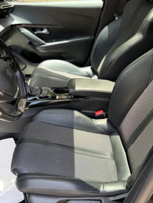 Peugeot 208 2022 Gt