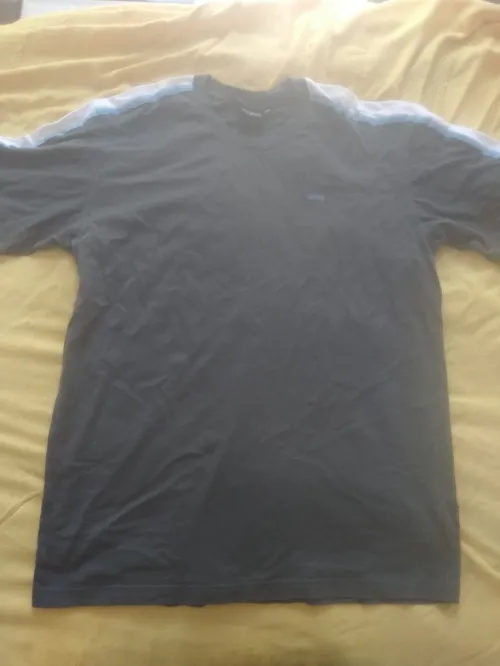 Des T-shirts & chemises KABA 