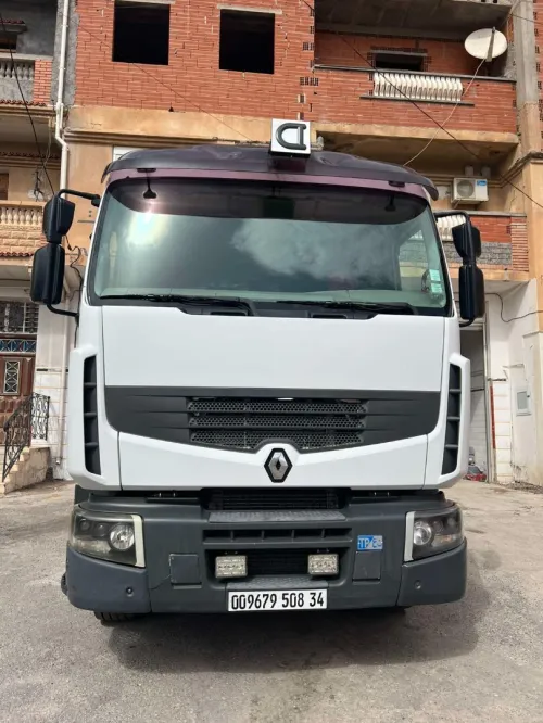 Renault lander Renault lander 380 2008