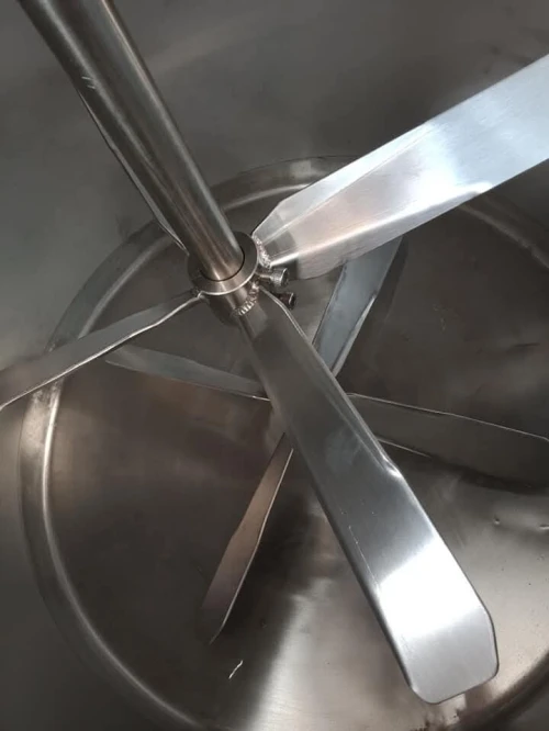 Cuve mélangeur inox 316