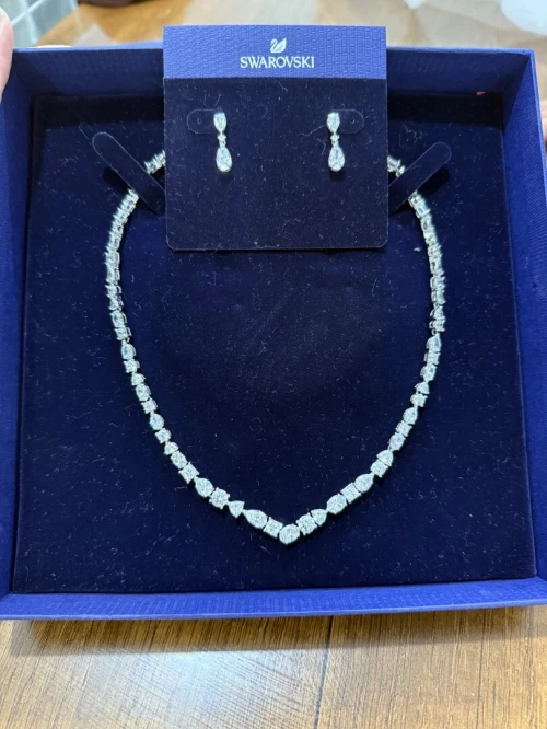 parure Swarovski