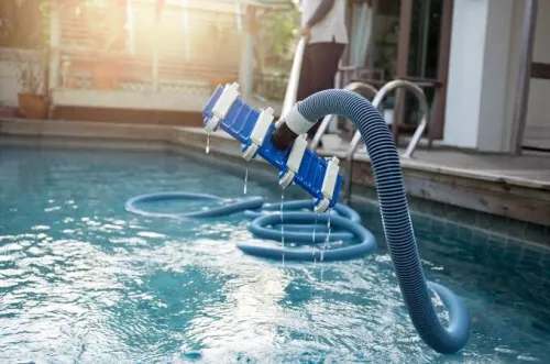 Traitement d'eaux piscines et filtration