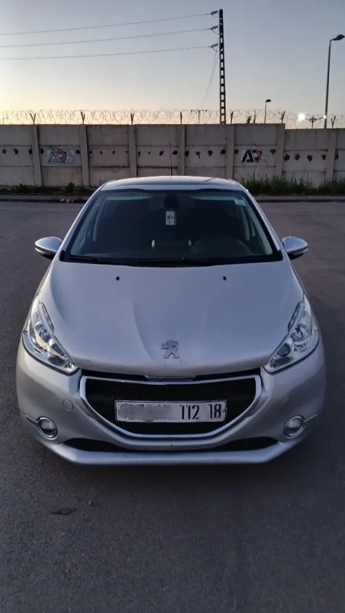 Peugeot 208 2012 Allure