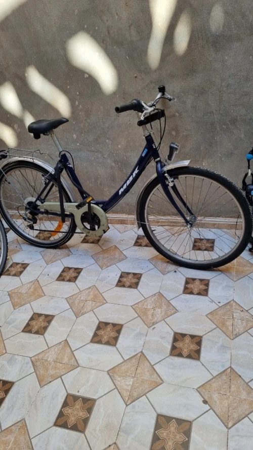 vélos route et vélos appartement 