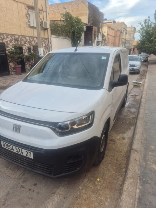 Fiat Doblo 2024 Italien