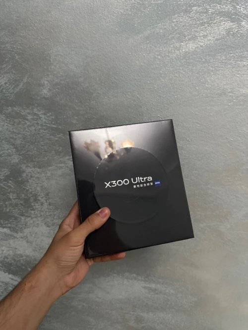 Vivo X300 ultra