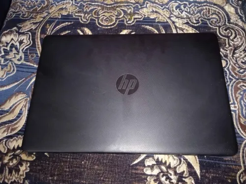 pc portable HP i7/10eme/Ram 8g/HDD 1TO/ecran tactile 17 pouce avec chargeur originale