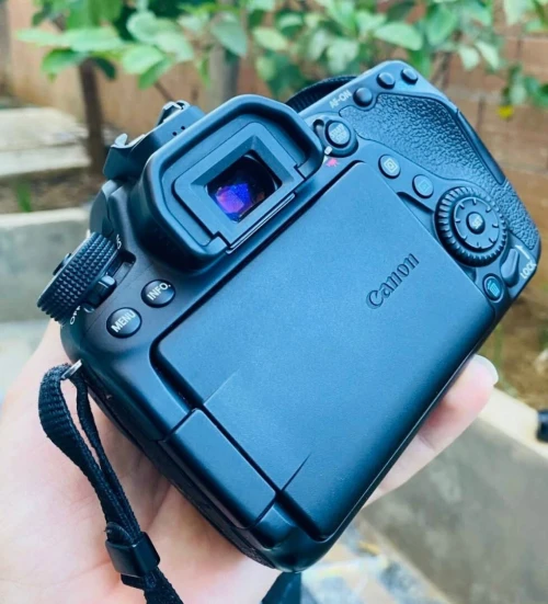   canon 80d jdida.. 