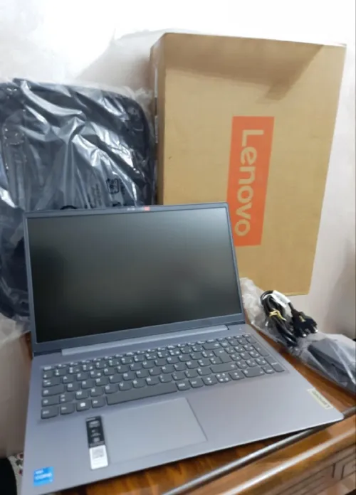 lenovo ideapad 3 i3 12th gen jamais utilisé (jdiiiid)