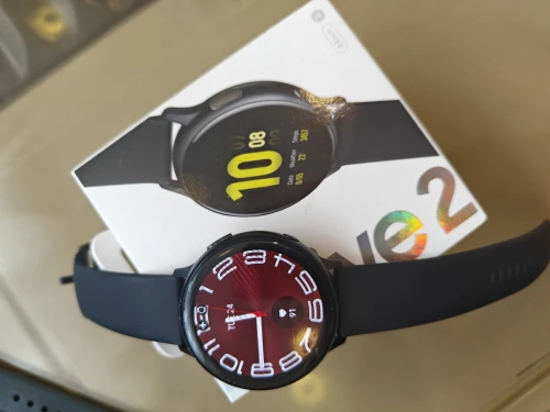 Samsung Galaxy Watch active 2 en très bon etat