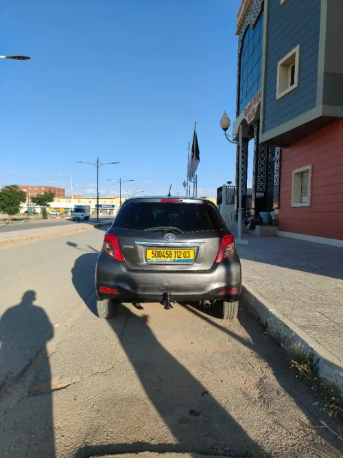 Toyota Yaris 2012 