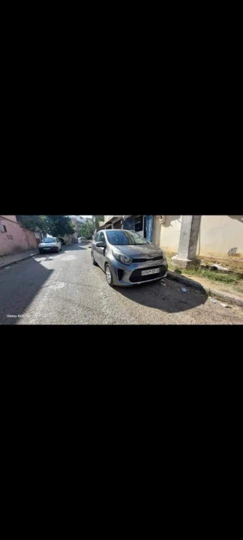 Location de voiture schahrazed alger airport houari boumedien