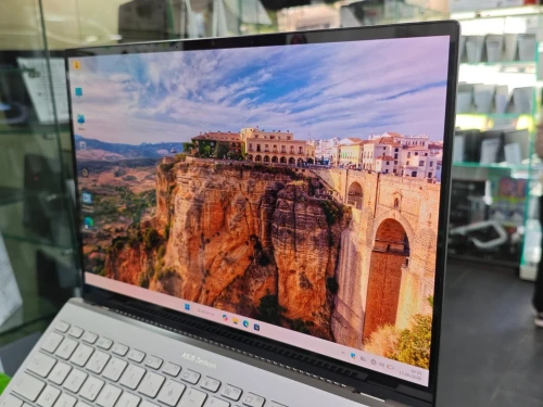ZenBook  14X OLED